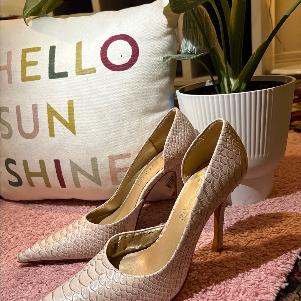 Aldo Textured Cream Heels